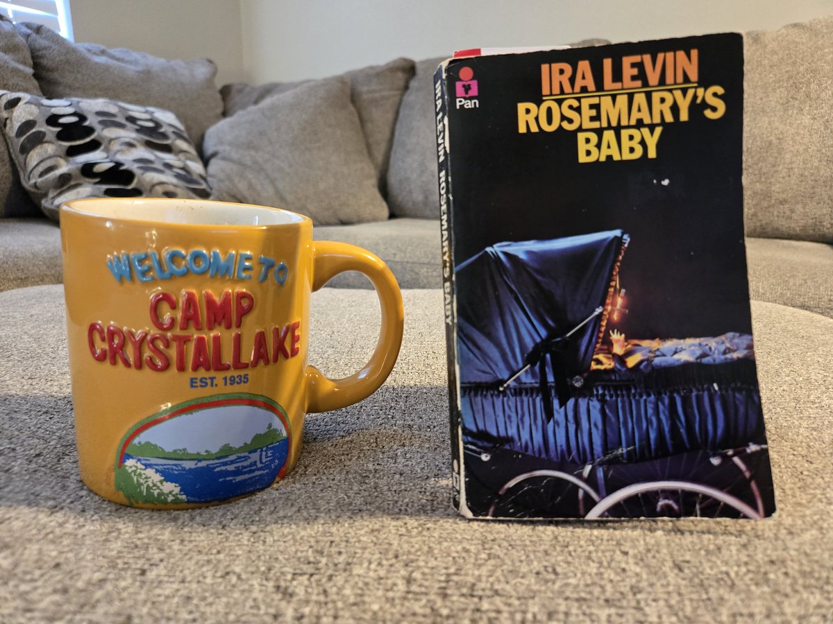 Bookaholicdude's tweet photo. Morning coffee and continuing this. It's just as good as the movie so far. Absolutely LOVING it. Anyone read this or it's sequel?
#horrorbooks #horrorpaperbacks #rosemarysbaby https://t.co/4EvbEFQ180