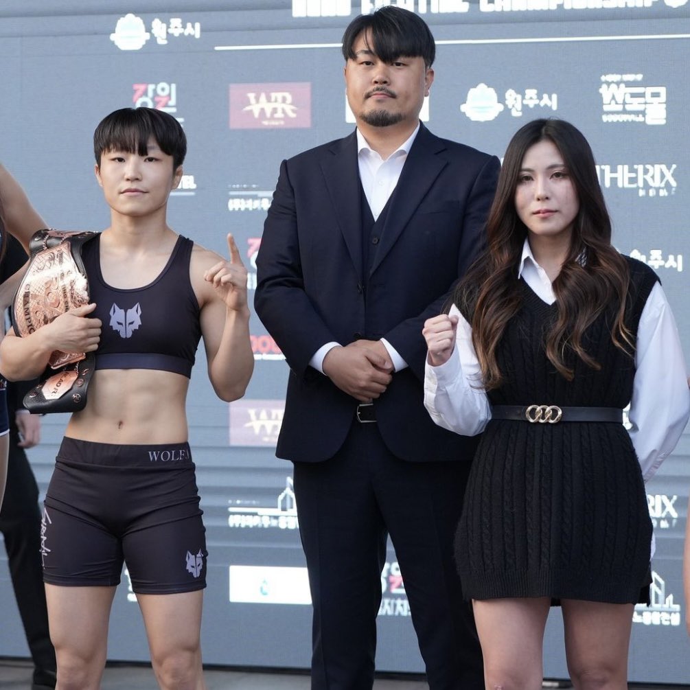 sharakiro's tweet image. MMA計量結果です👩🏻‍💻

#ROADFC070 50kg契約 両者クリア！

ジョンウン(28) 9-7-1 5KO 2SUB
×
アコ(24) デビュー戦