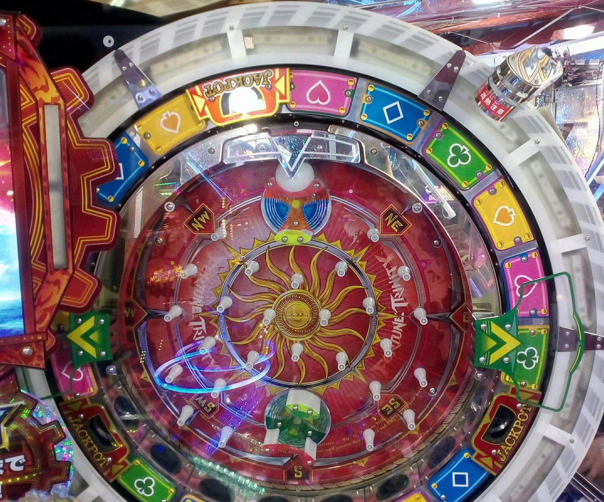 メダルゲーム情報] 大好評稼働中のフォーチュントリニティ5の清掃を