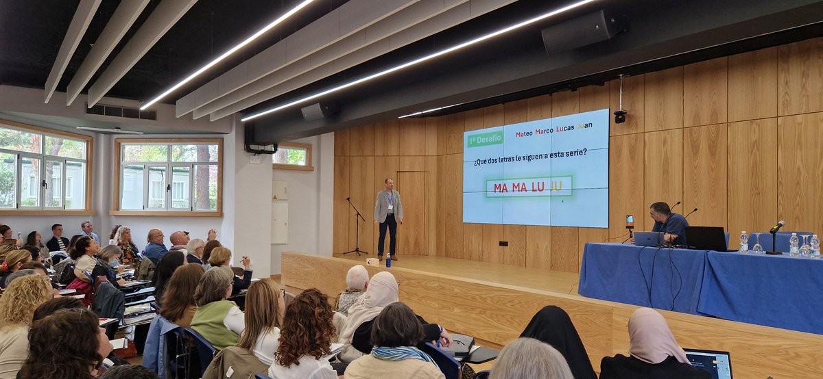 reliesdecine's tweet photo. Carlos Valle, profe de reli en #Guadix, nos presenta su propuesta didáctica para #clasedereligión: el #breakout educativo. Un juego en el que los alumnos deben resolver un #reto a través de #pruebas para obtener un premio. Buenas prácticas #ABJ compartidas en #innovareli24 https://t.co/ogp17elfl5