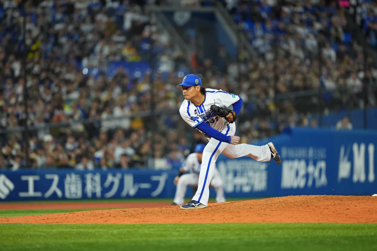 投手用スパイク　横浜DeNAベイスターズ　佐々木千隼選手　実使用 横浜DeNAベイスターズ on X: 