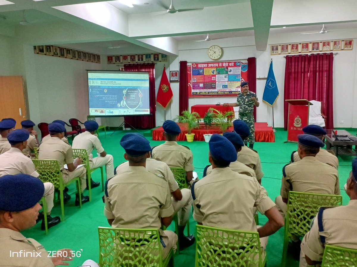 21BnSSB_INDIA's tweet photo. #CyberSecurityAwarenes
21वीं वाहिनी सशस्त्र सीमा बल,बगहा के संचार शाखा द्वारा वाहिनी के बलकार्मिको को #Cybersecurity के बारे में जागरूक किया गया। एवं साइबर अपराध के बारे में अवगत कराया गया।
@SSB_INDIA
@ssbpatna
@ssbshqbettiah
@Cyberdost https://t.co/2o9gF7Mr15