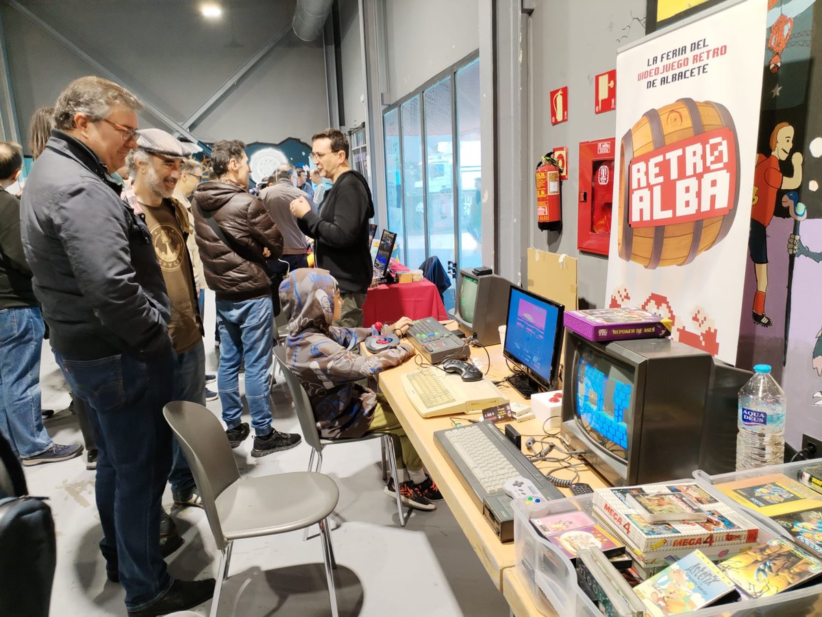 RetroAlba tweet media