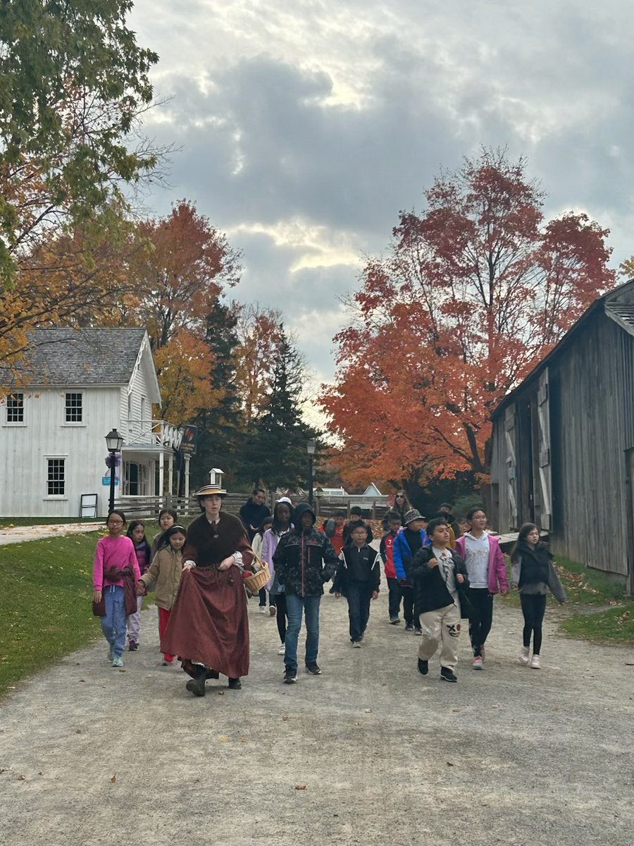 An All Star trip to Black Creek Village! Students had a fantastic time exploring history &amp; experiencing life in the 19th century. What a memorable day of learning and fun! Thank you to our staff &amp; parent volunteers for making this opportunity possible. 🙌💫