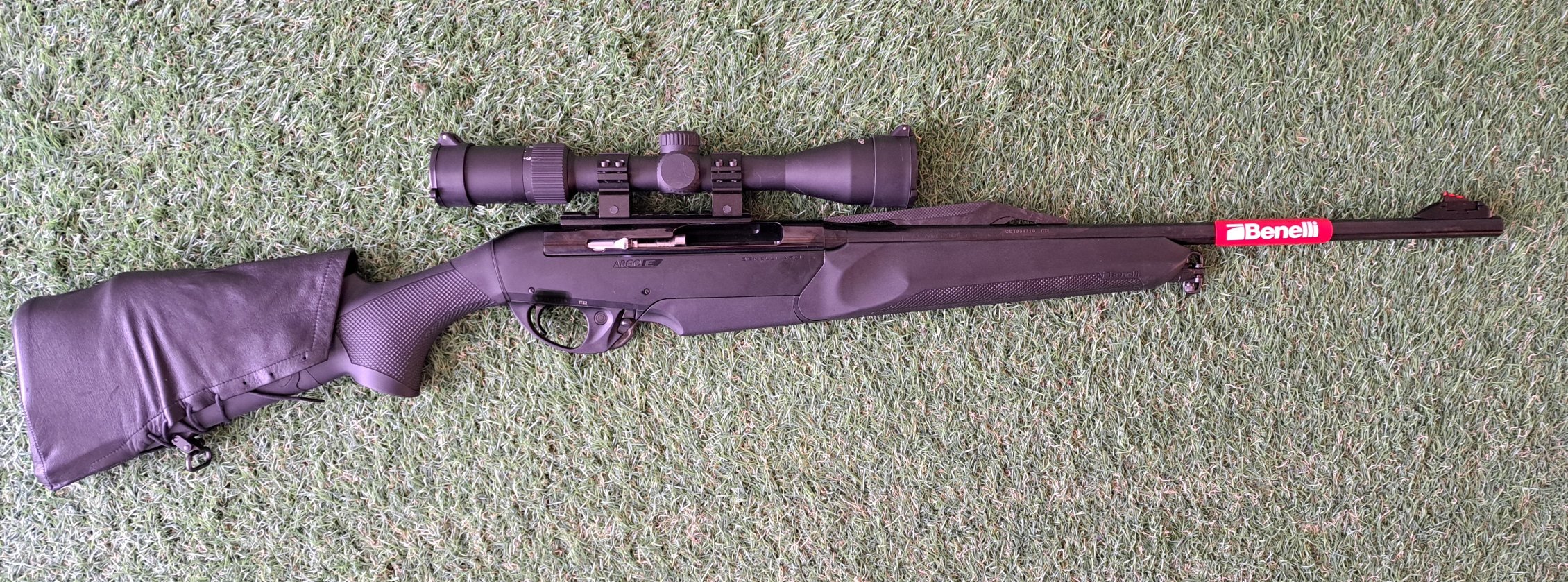 ベネリ BENERIアルゴ 308win 銃床 ストック美品