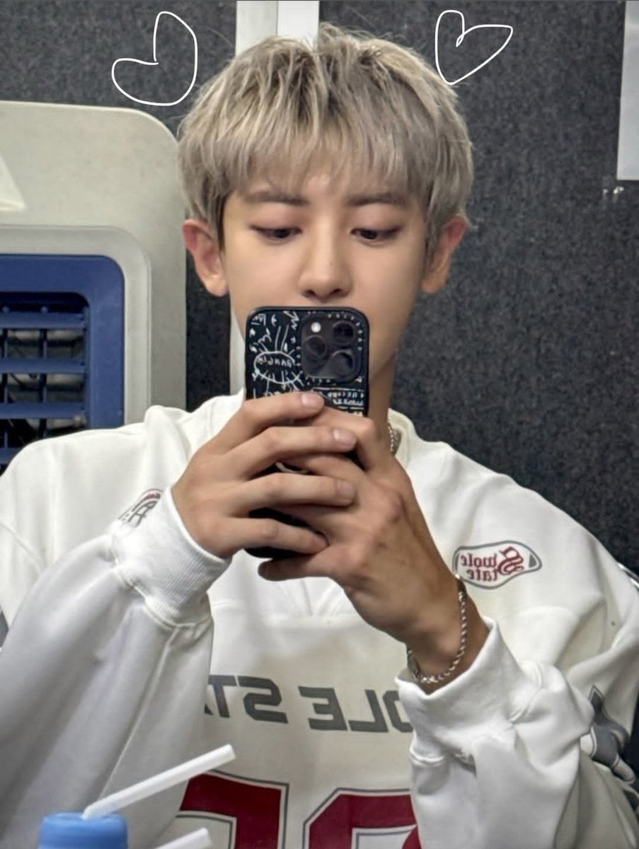 no_loey_no_life's tweet photo. real__pcy IG story 🤍 #CHANYEOL #찬열 https://t.co/KRQVpACmnF