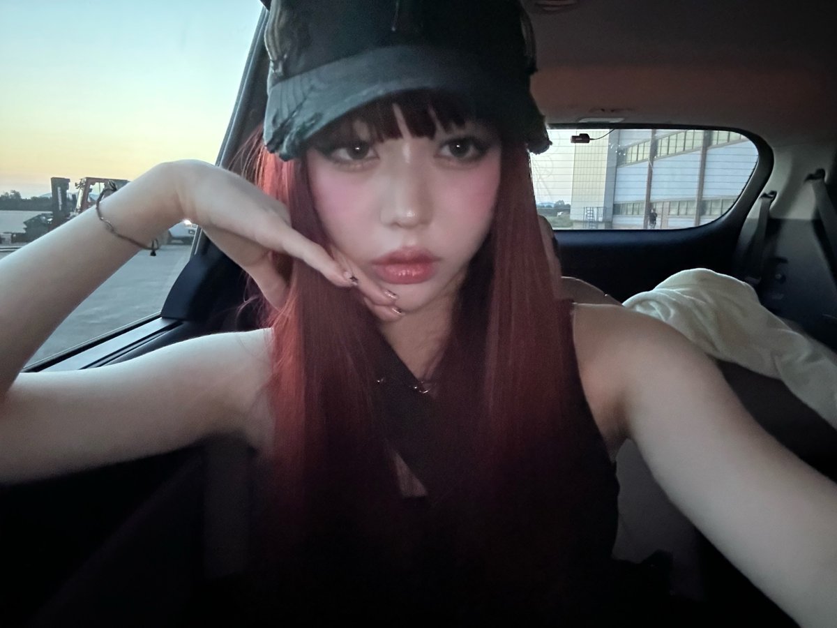 triplescosmos's tweet photo. 💋🌹

#tripleS #트리플에스 #トリプルS
#トリプルエス #トエス
#HyeRin #혜린 #ヘリン https://t.co/57tqOeEBrm