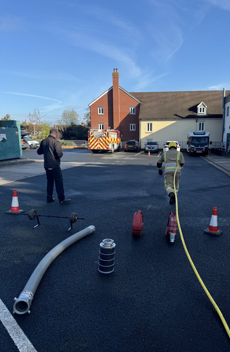 Nice early start this morning, really great effort from the potential new on-call firefighters! 6 from 6 passed and now move on to the next stage.@Hwfire #answerthecall