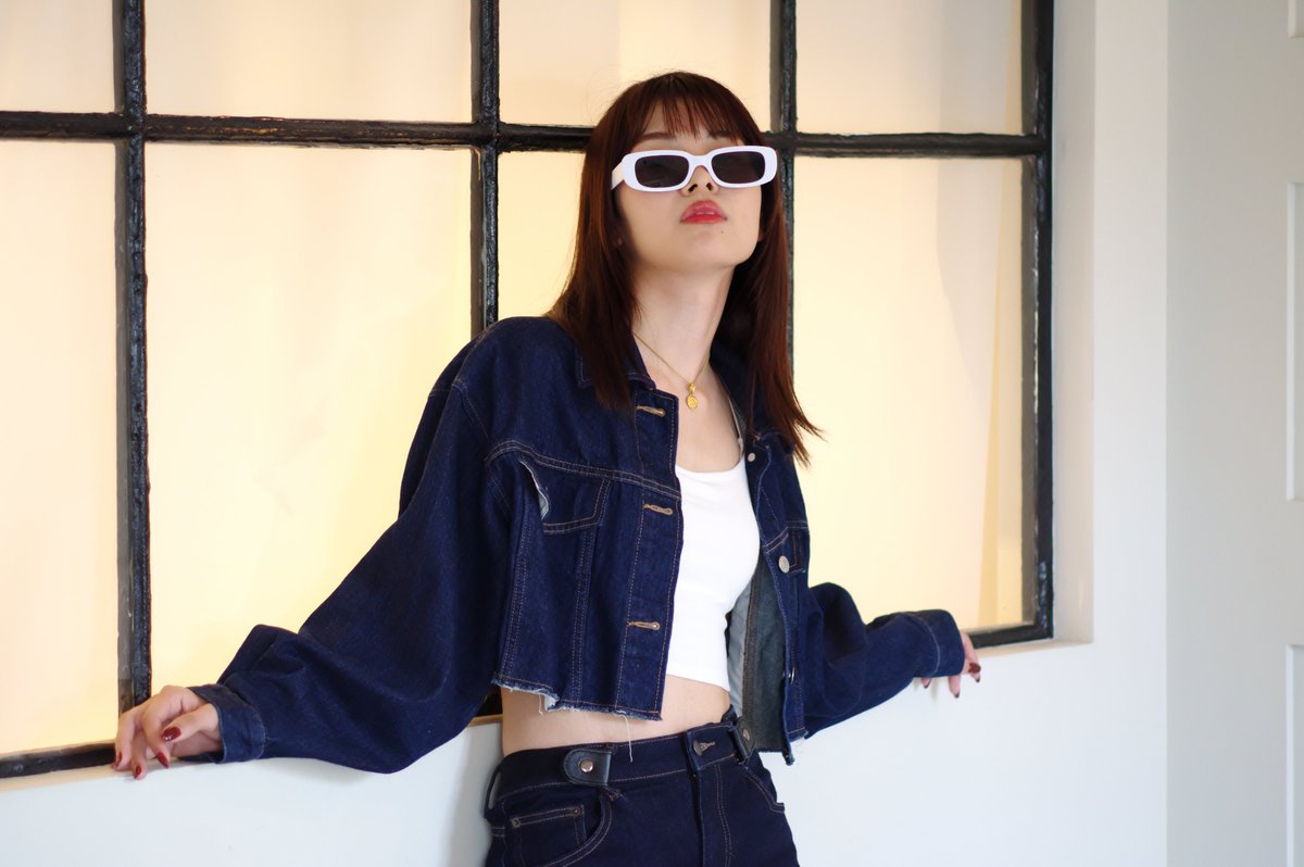 Yamato92679418's tweet image. 今日のyukinoさんは西宮のスタジオで　その4

白ぶちサングラスで決めました

model : yukinoさん
　　　　@yuki____channel

#CSstudio #アンティークなスタジオ #yukino #CCC撮影会 #魅力的な女性を撮りたい #魅力を写せてるかな #写真が好き