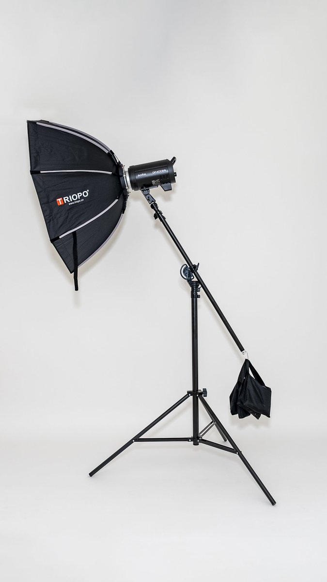 ResolveVision's tweet photo. Le Studio Resolve Vision à partir de 25€/h idéale pour toutes séances photos, vidéos ou prises de vue de produits.

Ouvert 7j/7 d’une surface de 25m2 et équipé de fond studio de 2m72 de large disponible à la location à #Bobigny 
#studiophoto #studio #studiophotobobigny https://t.co/WOG7REa4zY