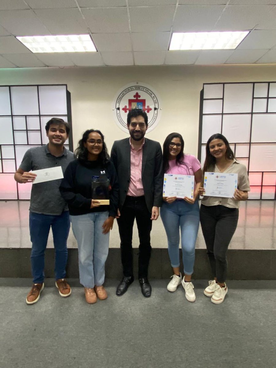 Luis A. Pinzón tweet media