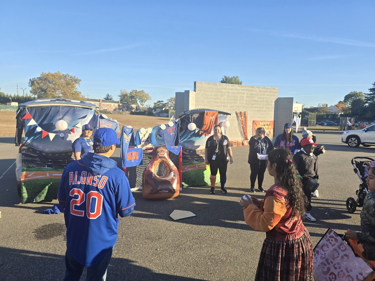 Trunk or Treat 2024! 🎃🍫🍬🍭 <a href="/VS13UFSD/">ValleyStream13UFSD</a> <a href="/JamesADever/">James A Dever</a>