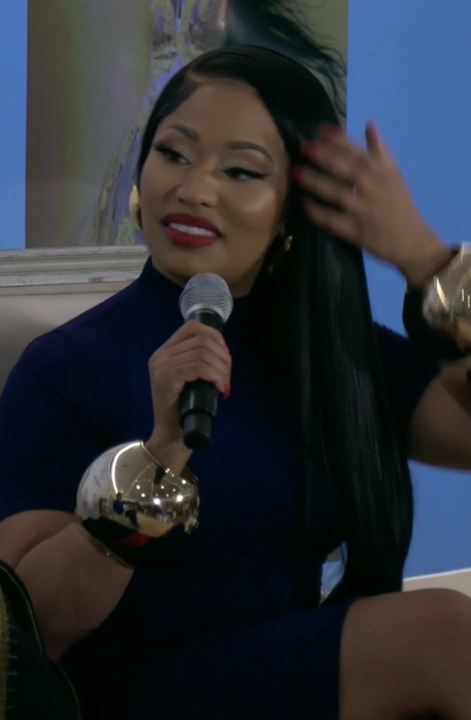 let me wake it up right quick.

all of these rap girls are friends until it’s time to support eachothers albums, not a repost or nothing🙂‍↔️