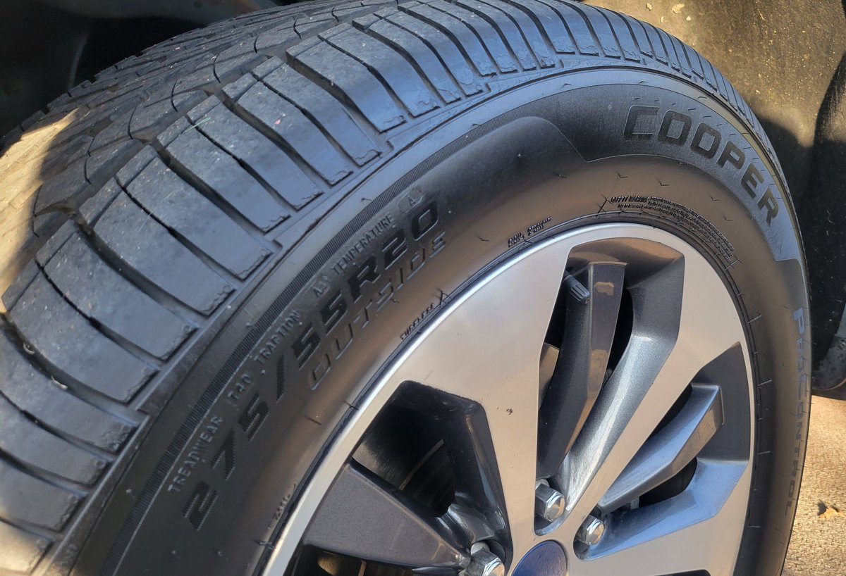 SteveDave37's tweet photo. @marshallpruett  @CooperTire  Another new set for the work truck https://t.co/g3KTxjisa3