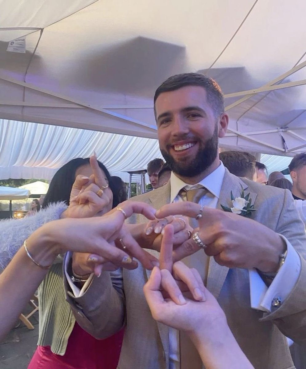 liv (josh’s version) tweet media