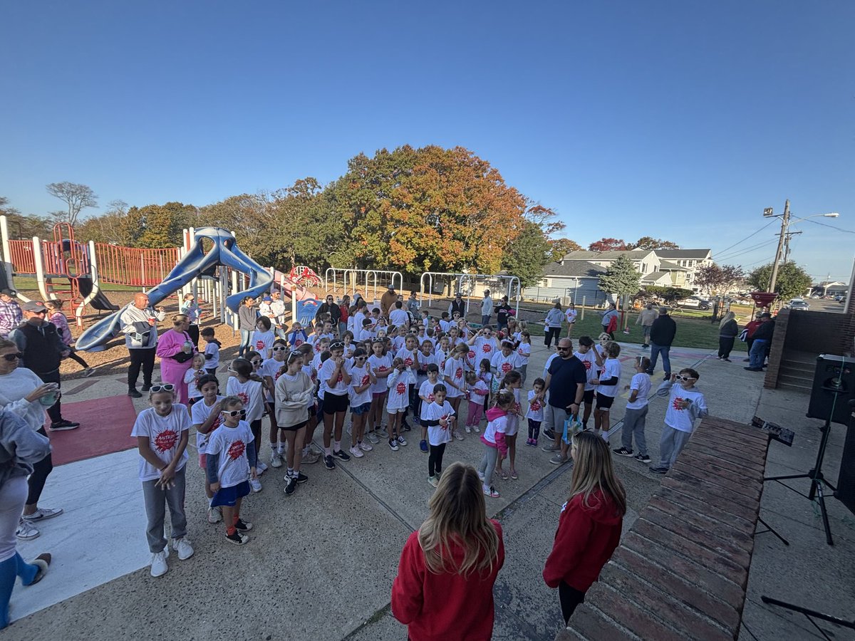 Tara Weber tweet media