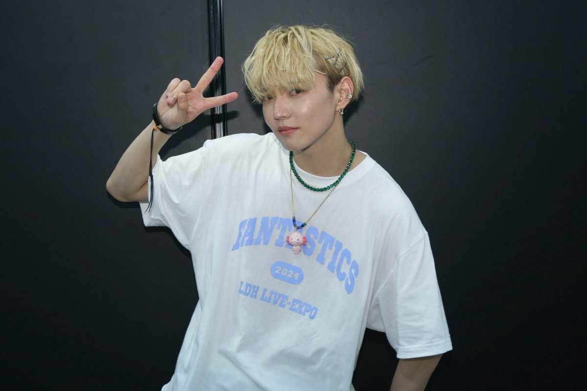 taiki__official's tweet photo. 初日、終わったよ！

もう本当に楽しすぎた…❤️‍🔥

あ、うちの子は
EXPO仕様でスカーフなんて
巻いちゃいました🤣
親バカでごめん。笑

明日もかますぞー！！！

#LDHLIVEEXPO2024 https://t.co/Cz7xUifkln