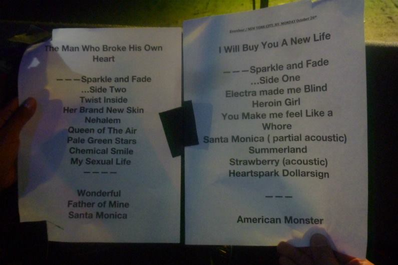 italianmojo887's tweet image. on this day in 2015, i saw @EverclearBand at the former B.B. King Blues Club &amp;amp; Grill (RIP) 🎸 #Everclear #BBkings #frankyunderground