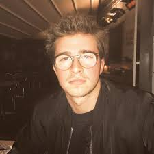 merlinpapin3's tweet photo. .@FredOL69007 On souhaite un Bon Anniversaire à #JimmyLabeeu qui a 29 ans on peut le voir dans
Saga Tamara
Le Correspondant
Rattrapage
Haters
Gaston Lagaffe
BDE https://t.co/gbprBKu4zW