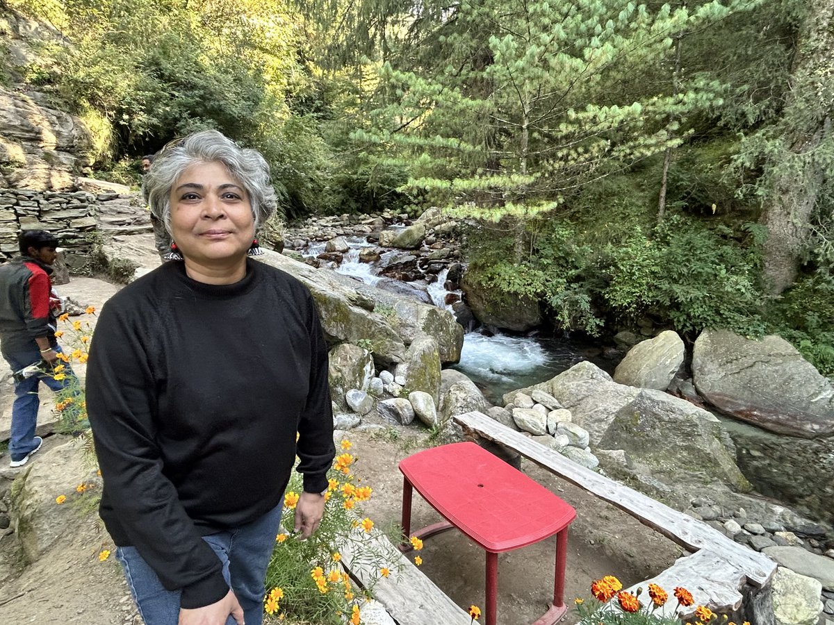 theakhilvaidya's tweet photo. @FGCTweets offsite at #Manali #Katrain #UpadhyayCottage #SajalWaterfall #NaggarCastle https://t.co/tC0vEVySmY