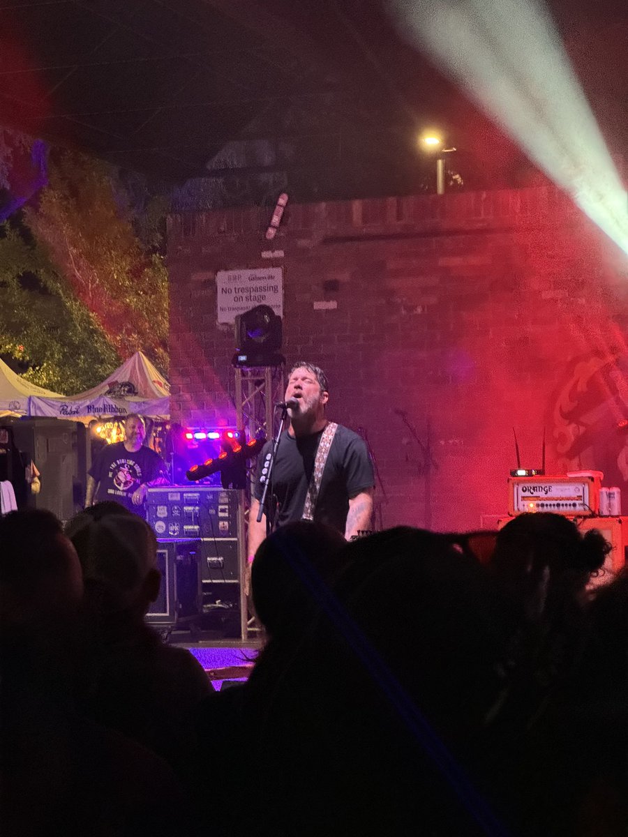 fiestamule's tweet photo. From last night 🎶 @HotWaterMusic @thefestfl #TheFest https://t.co/Q30Ym8oO10