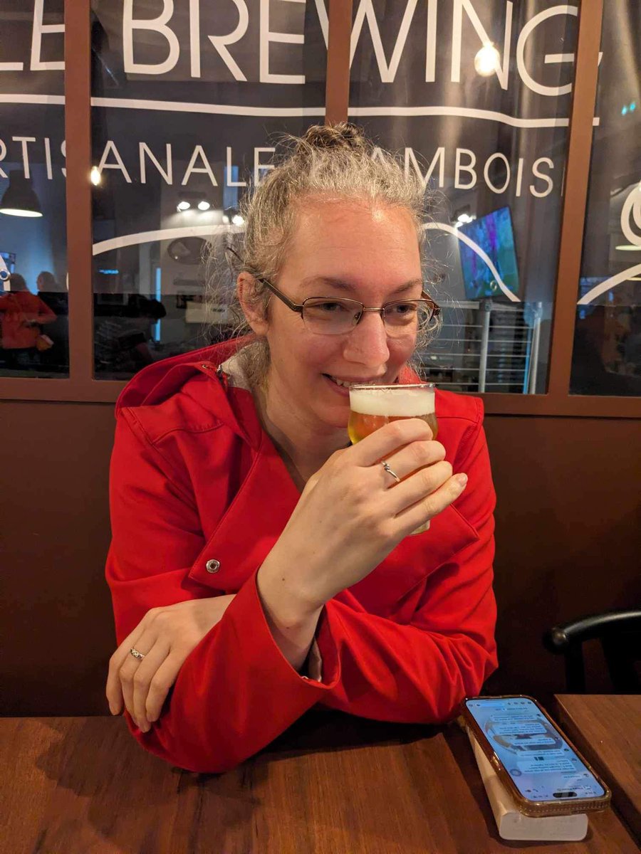 Lauren Bertoni tweet media