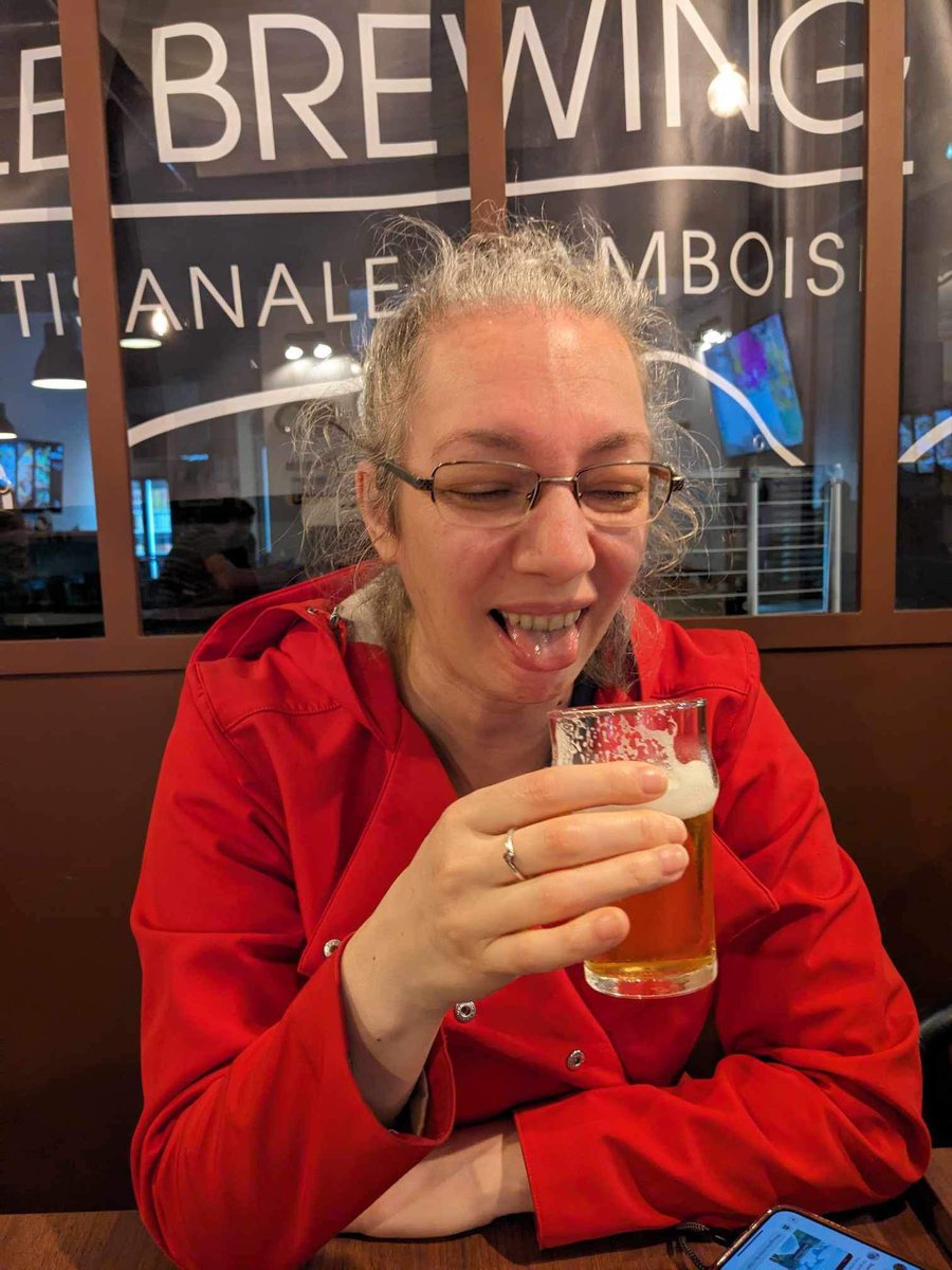 Lauren Bertoni tweet media