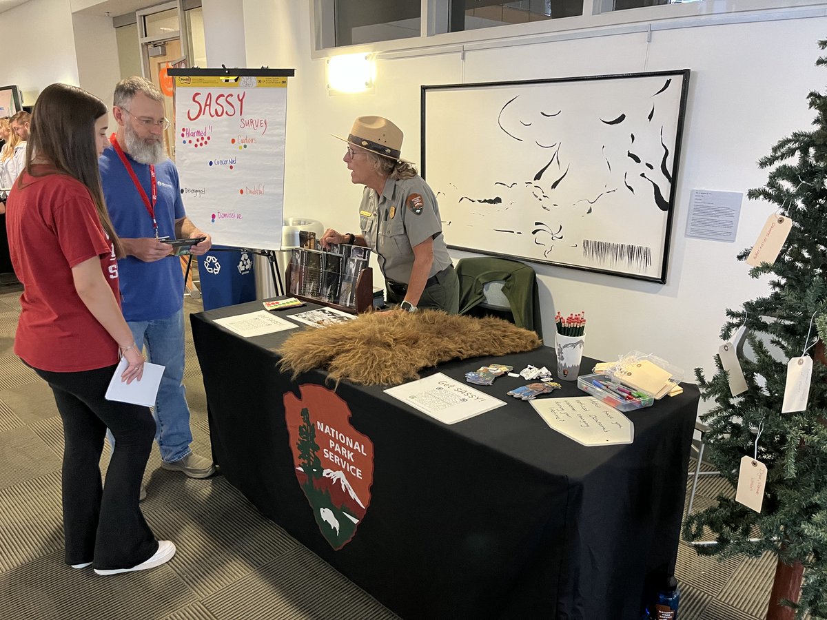 Come on out to the National Weather Festival TODAY, Oct 26, from 10:00-2:00 at the National Weather Center in Norman, OK to learn more about climate and its changing effects in your National Parks! 

#climatechange #okwx #nationalweatherservice