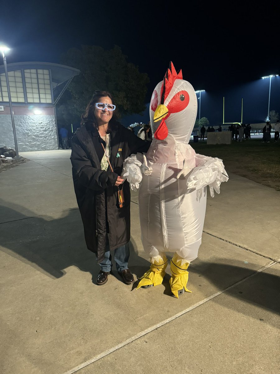 Last Piner Prospector’s home football game of the season and the chicken shows up. #piner #football #chicken #SRCSTogether