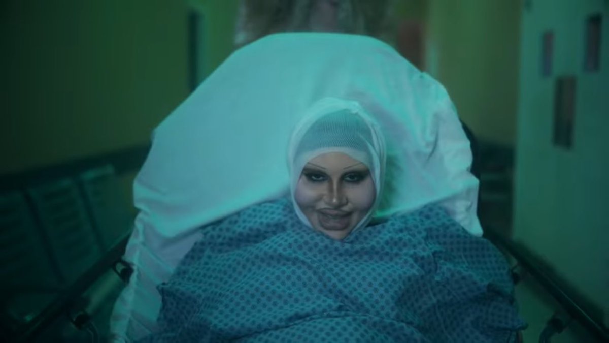 Sateen- Doctor Doctor youtu.be/uK5XgXrD1Bg?si…