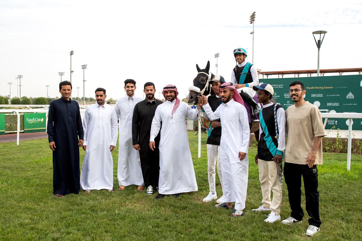 ABDULAZIZ04980's tweet photo. نبارك للمالك : مالك سعد احمد العبدالمنعم
وللمدرب : بسام الموسى
بفوز الحصان : سهم البابطين
الاب: باتريوت آكت
الام: ريدي اكسبريس 
المنتج: ابناء فلاح مسلم ابوثنين
وهو من احد مبيعات مزاد الأمهار المبكرة مواليد 2022 ونسعى دائمًا لخدمة الملاك بالعروض والدماء الفاخره.
ونتمنى لهم المزيد من النجاح والتوفيق.
#مزاد_أبوعبيد
