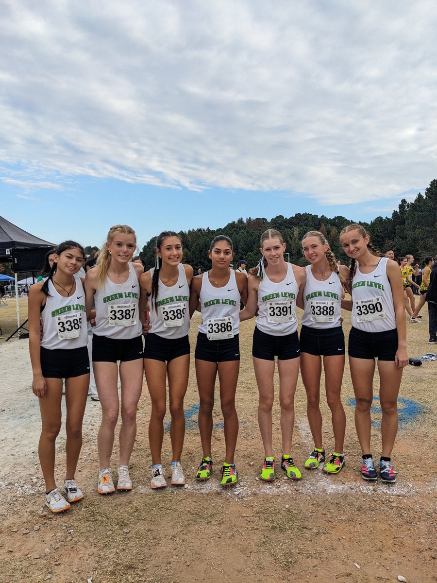 Girls on the line and ready!
