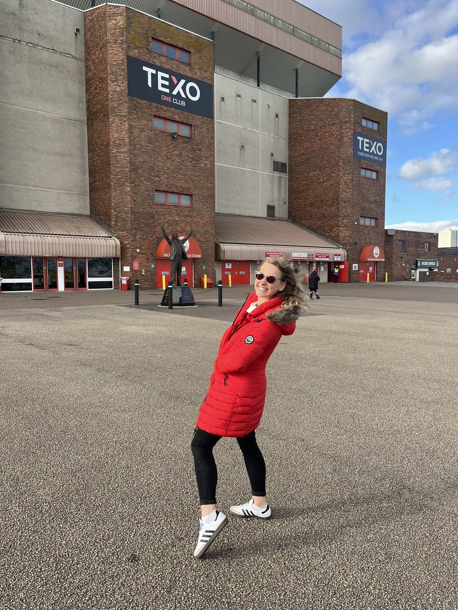 How to show which team you’re supporting without wearing a dons top…❤️🐑

All the Scottish Football coverage on the <a href="/BSFootballShow/">The Big Scottish Football Show</a> right now! ⚽️🎙️