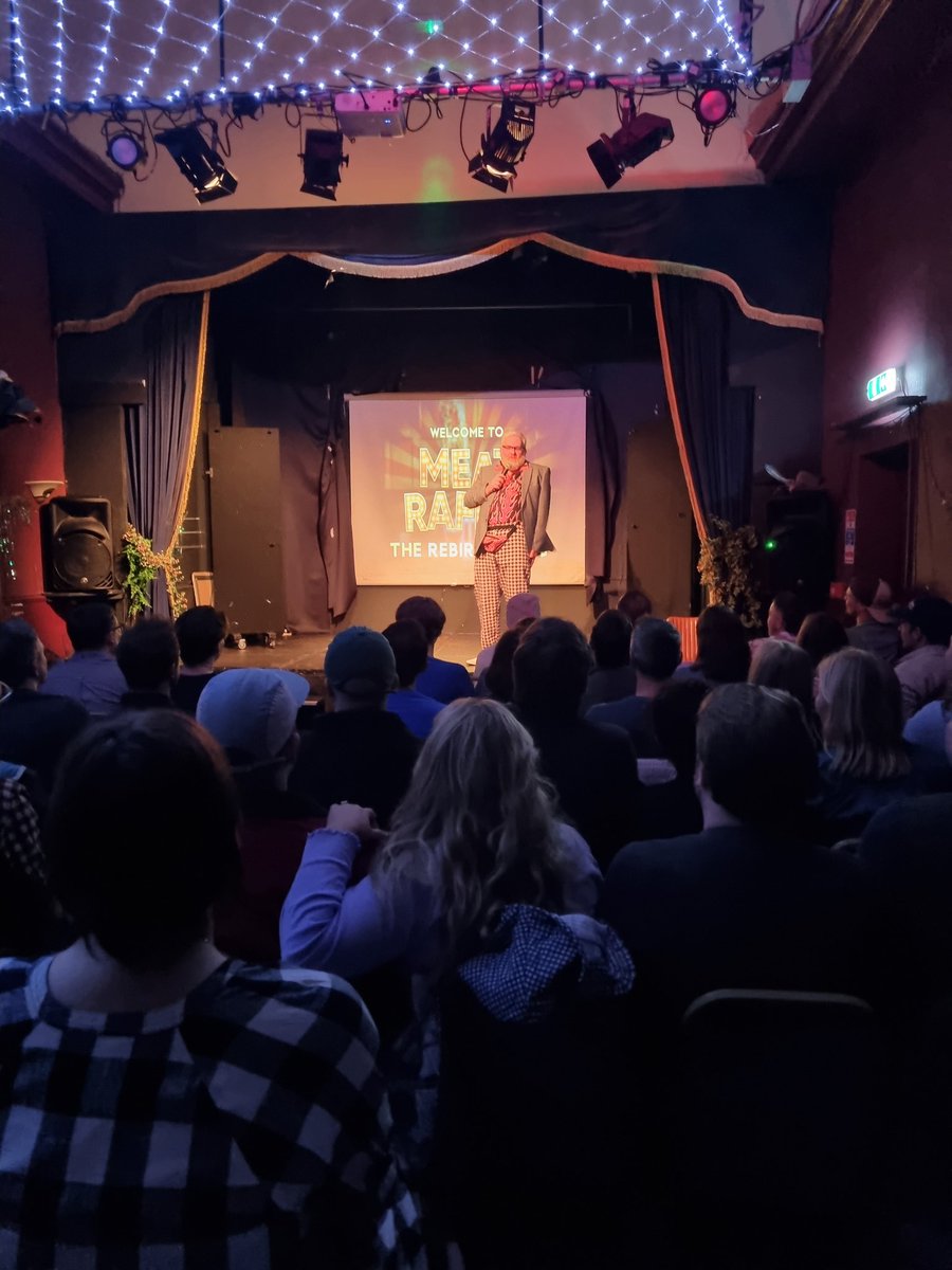 Last night's Meat Raffle was a sold out night of meat, madness and m-laughter! Big thanks to the three brilliant acts who performed, Kirsten Brown Annabel Edmonds and Christian Jégard!

Meat Raffle is back on Friday 22nd November!

jokepit.com/comedy-in/brig…