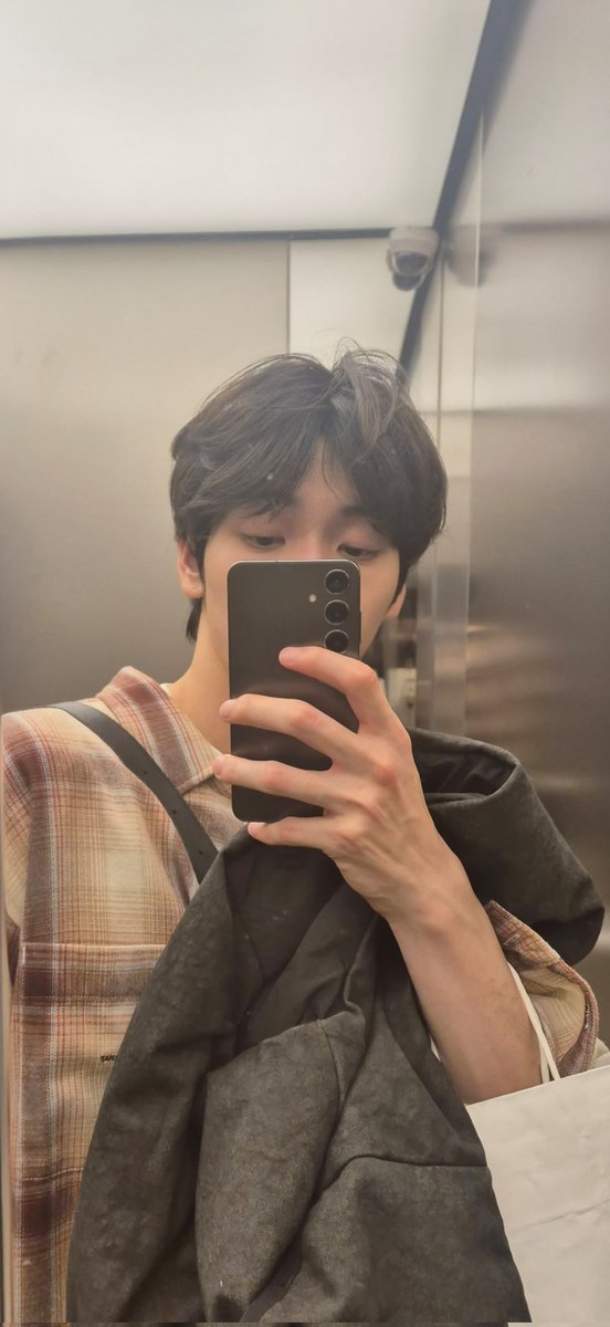 TXT EDITS tweet media