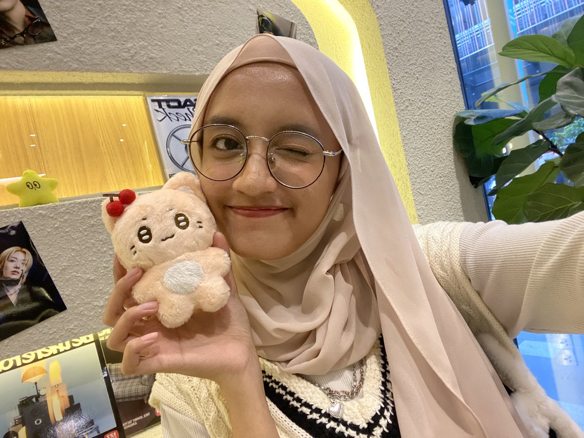 #rockinwithn3oct

so much fun today!!! get to meet some of yall after so long🍒
