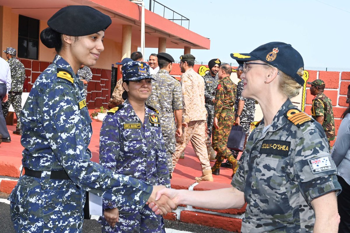 IN_GNA's tweet photo. …(2/2)
and had air experience onboard P8I (LRMR) & Dornier A/c. The static display of air assets gave them insight on multifaceted operational capabilities of Hansa. Momentos were presented to Dy Comdt, NDC by #FOGA & CO Hansa.
@indiannavy @IN_WNC @PIB_Panaji @HQ_IDS_India https://t.co/Ty9kF38MWQ