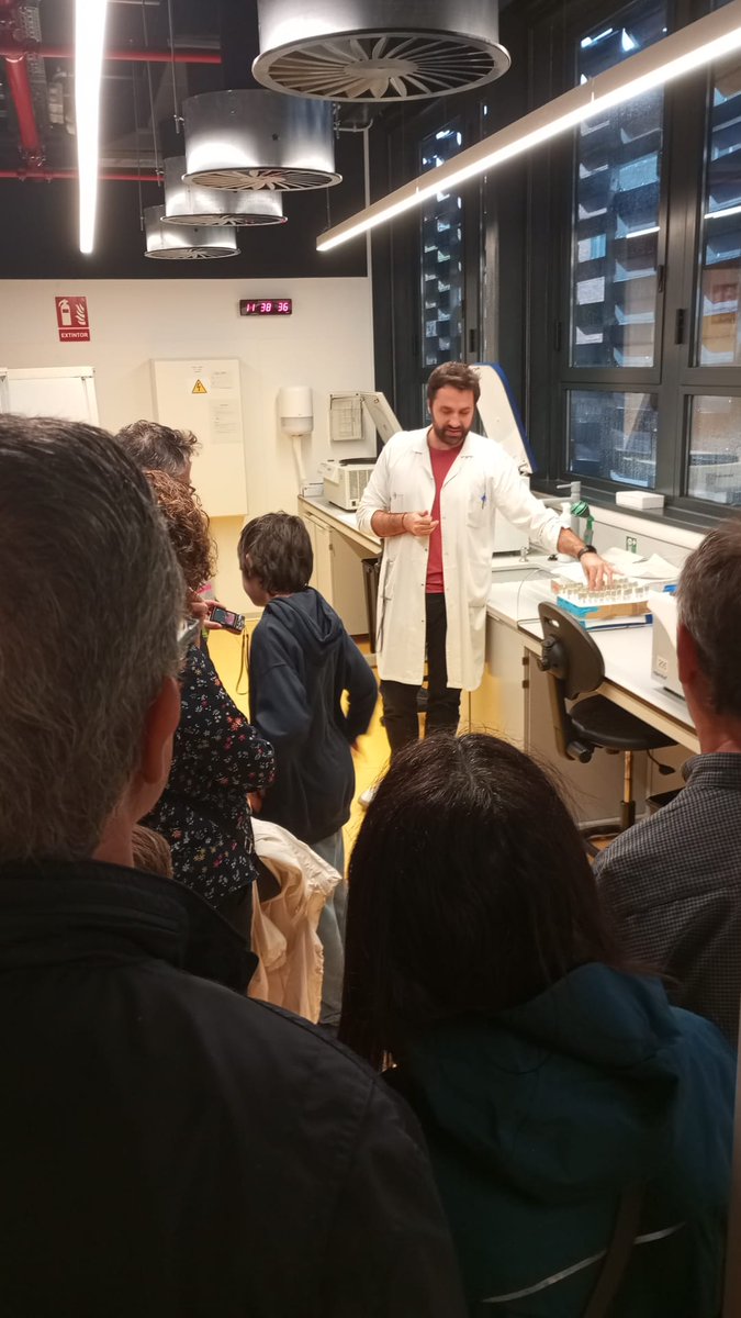 Institut de Recerca Sant Pau (@irsantpau) on Twitter photo <a href="/48hOpenHouseBcn/">48hOpenHouseBcn</a> Durant el matí, hem visitat el Centre d'investigació del Medicament (<a href="/CIMSantPau/">CIM- IR Sant Pau</a>), diversos laboratoris, i els més petits han descobert com funciona el nostre cos amb models 3D del cervell i el cor🫀 <a href="/48hOpenHouseBcn/">48hOpenHouseBcn</a> Durant el matí, hem visitat el Centre d'investigació del Medicament (<a href="/CIMSantPau/">CIM- IR Sant Pau</a>), diversos laboratoris, i els més petits han descobert com funciona el nostre cos amb models 3D del cervell i el cor🫀