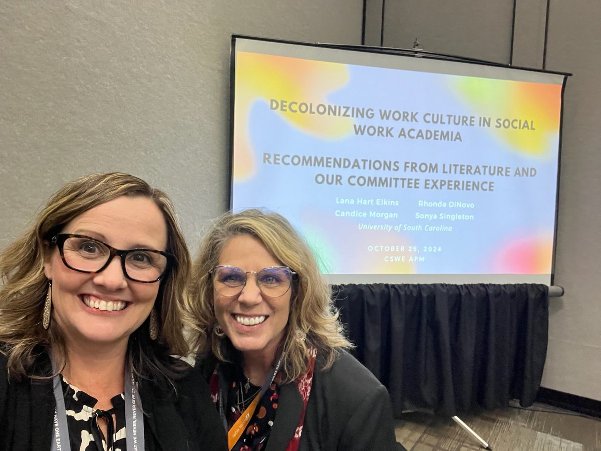 uofsccosw's tweet image. Our leadership is representing @UofSC Social Work in style at #CSWE2024! 🎉 #Socialwork is our superpower!⚡️ #Gamecocks