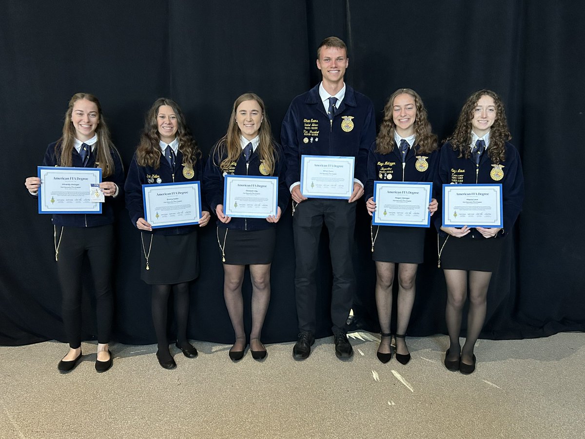 FR_FFA's tweet photo. Congratulations to Fort Recovery FFA American Degree recipients Elizabeth Alig, Ethan Evers, Emma Keller, Alayna Laux, Megan Metzger and Miranda Metzger. https://t.co/FmGqjEpPkD