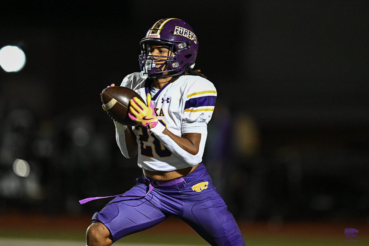 The Eureka Wildcats <a href="/EurekaFootball/">EHS Wildcat Football</a> defeat Pattonville 63-28 to become the 5th undefeated team in program history 9-0 and 2024 Conference Champions!
📸

photos.app.goo.gl/js9E372W42bboA…