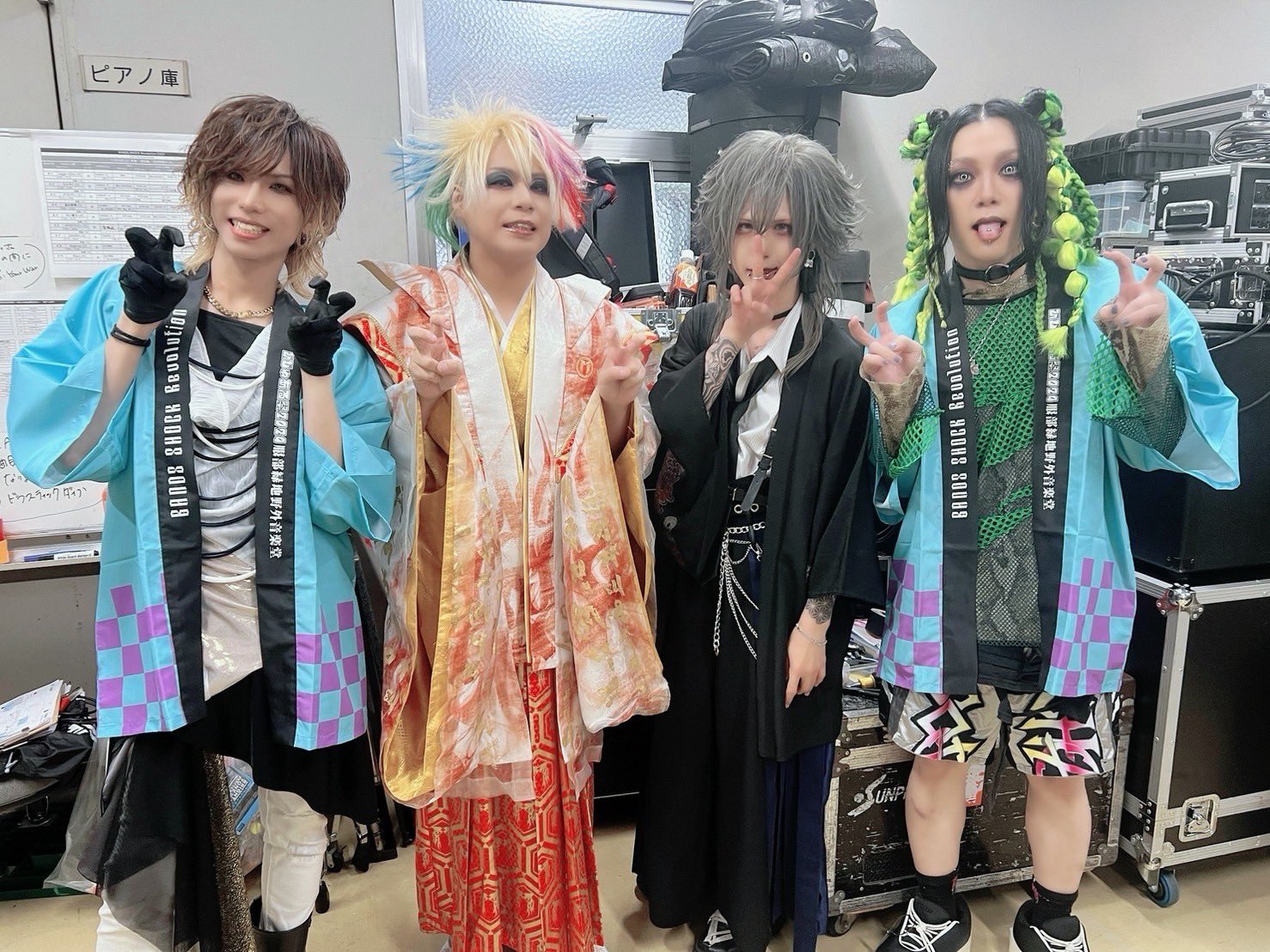 井上和　13th Anniversary 13周年記念　座りヨリ　座りヒキ 井上和 13th Anniversary 13周年記念 座りヨリ 座りヒキ 乃木坂