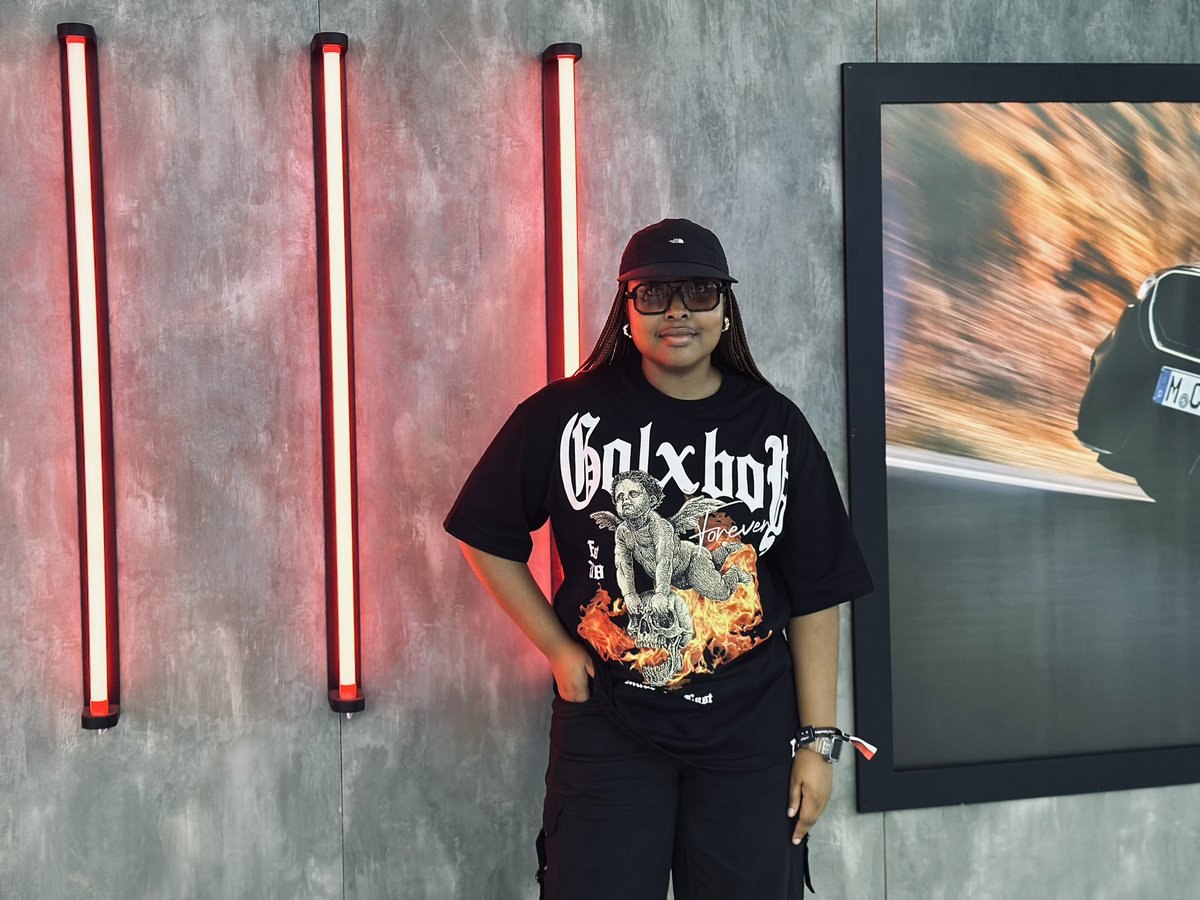 _Auraxx's tweet image. Fede?