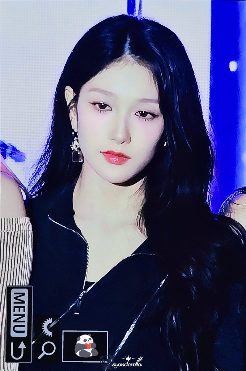 『Preview』241026 아시아송 페스티벌 

#fromis_9 #프로미스나인 #이서연 #LeeSeoYeon