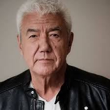 merlinpapin3's tweet photo. .@FredOL69007 On souhaite un Bon Anniversaire à #TomJackson qui a 76 ans on peut le voir dans

Outlander
Supergirl
Cardinal
Sang Froid
Skin Walkers https://t.co/80g7vkv63R
