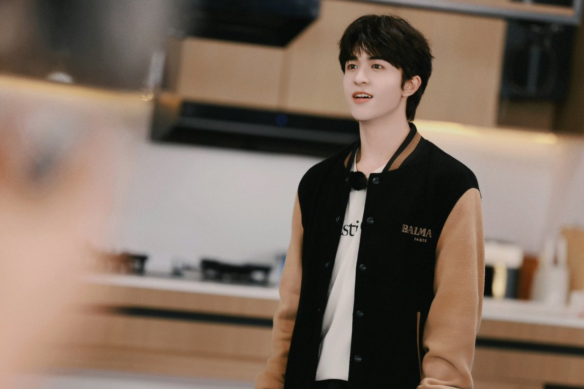 patrick_thfc's tweet photo. 241026 | Patrick's Studio

ʚ🐰ɞ

#พ่ายพ่ายPaiกำลังจัดส่ง(📸)#

ร่วมสัมผัสประสบการณ์ใหม่ในการเดินทางไปเช็กอินอาหารอร่อยกับ @patrick_pppat

Delicious Friend Patrick🥄
#ItSoundsIncredible4xPatrick
#แพทริค #PatrickFinkler 
#听说很好吃4 #ItSoundsIncredible https://t.co/T536XCg5Da