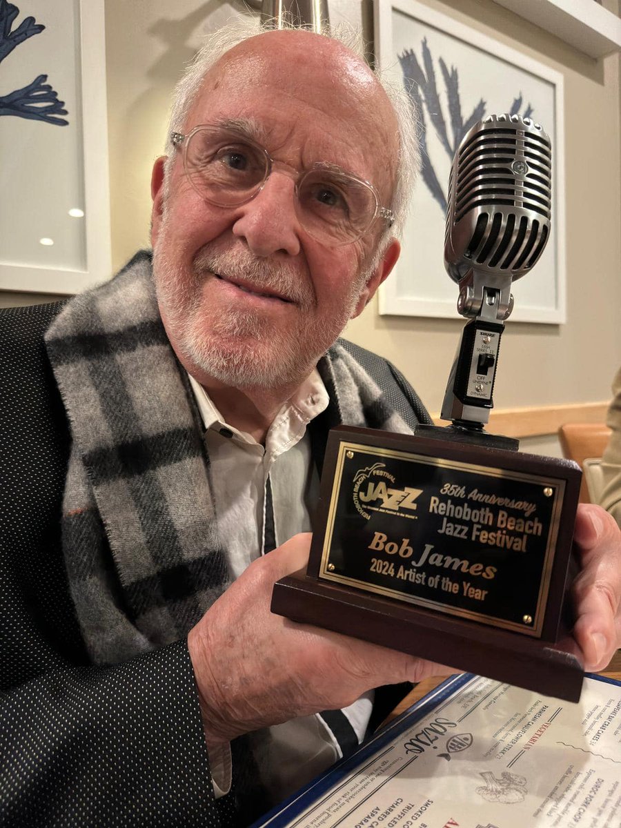 Jazz pioneer and four-time Grammy winner Bob James recently named Artist of the Year at the 2024 Rehoboth Beach Jazz Festival.

Read more at BobJames.com

#BobJames #rehobothbeachjazz #jazz