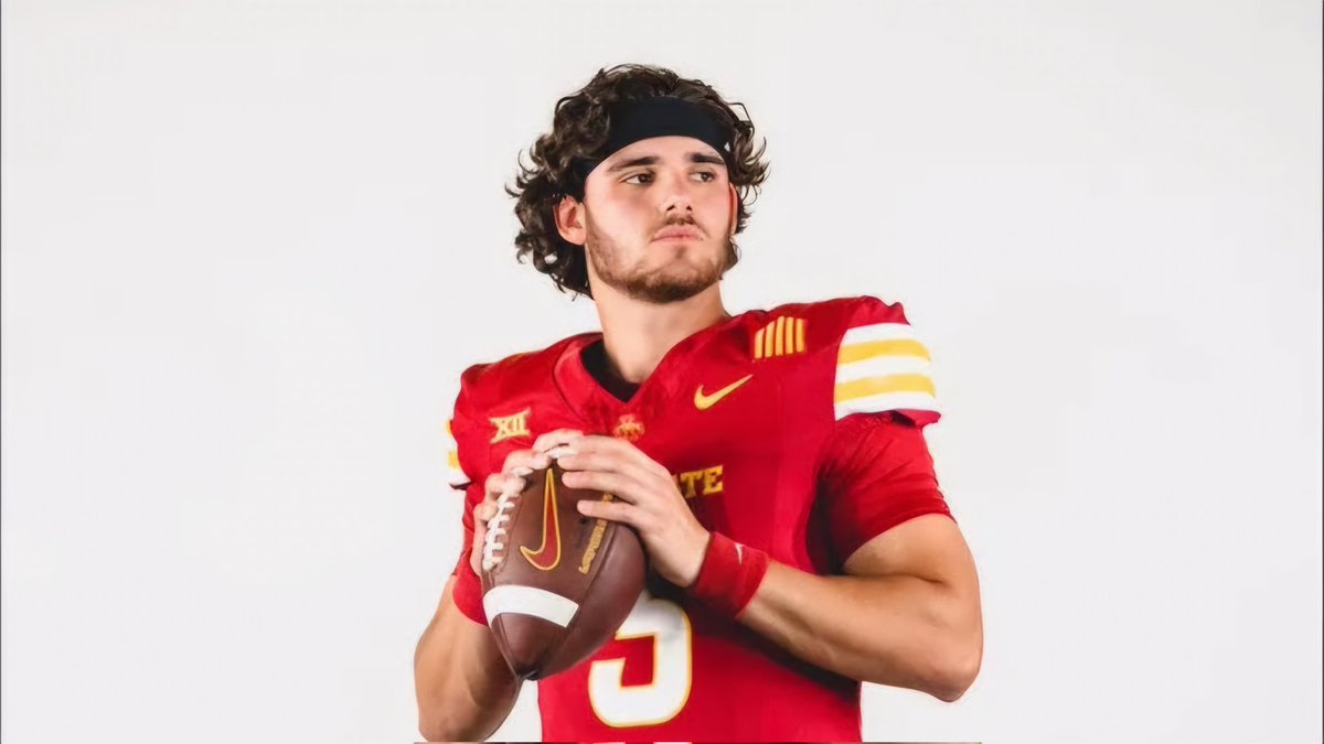 typicalISUfan's tweet photo. The best quarterback in the Big 12 and Shedeur Sanders https://t.co/V6429GywxF