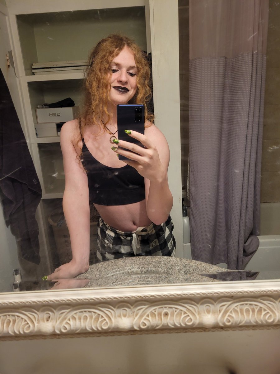 Melsnotanegg's tweet photo. FIRST POST 🥳
Should I do more makeup content?
#transfem #trans #LGBTQ #Femboy https://t.co/3FeiuqGKDy