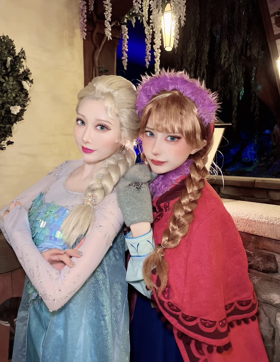 アナエル姉妹は永遠❄️ 『ねえ、エルサ。門が開いてるっていいね